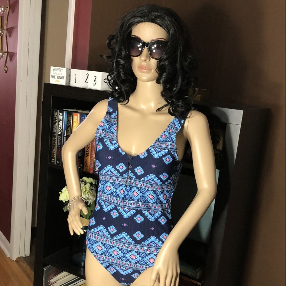 Aerie Button Front Full Coverage One Piece Swimsuit (NWOT) - Large
